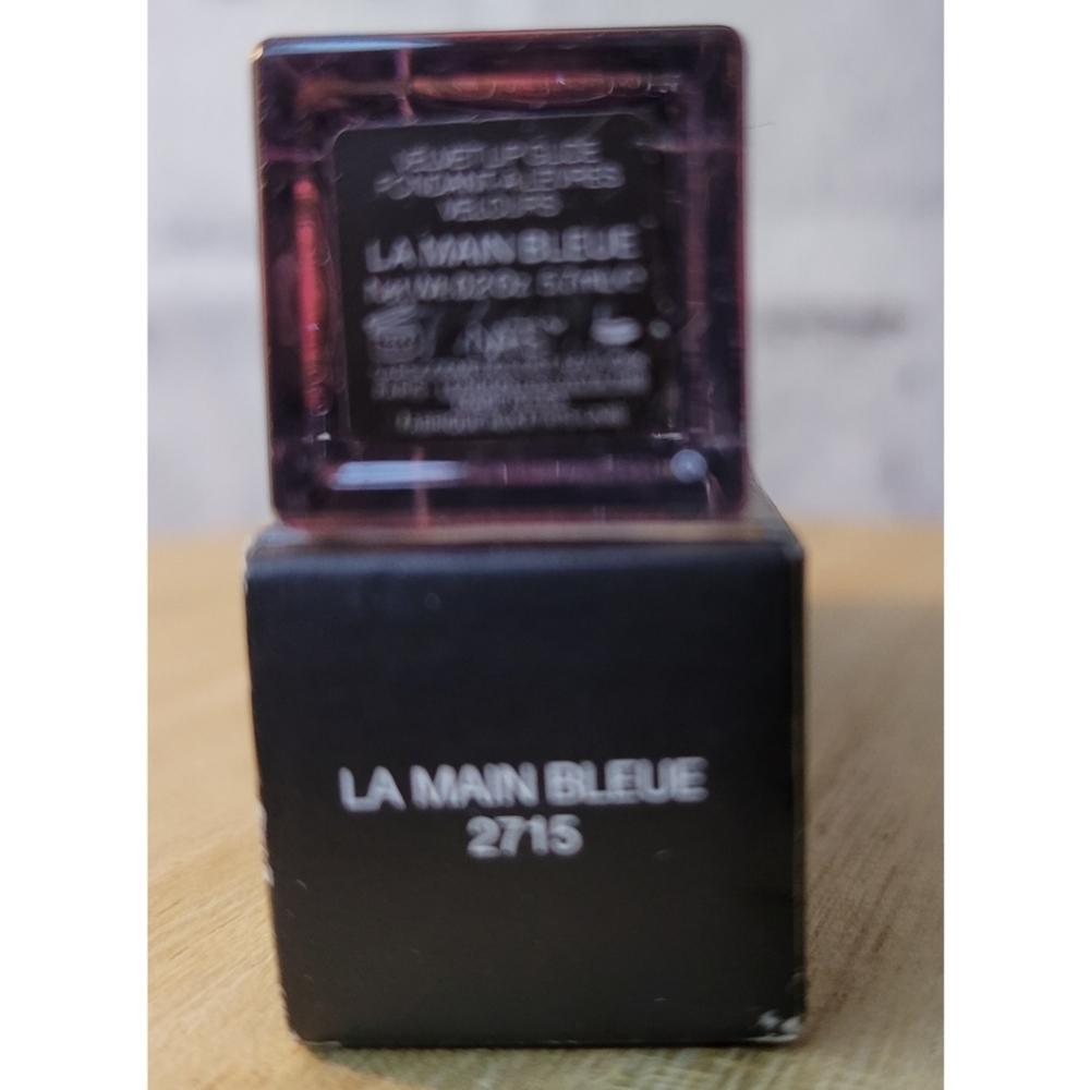 NARS Velvet Lip Glide Lip Gloss Shade # 2715 La Main Bleue 5.7 ml New - Picture 4 of 5